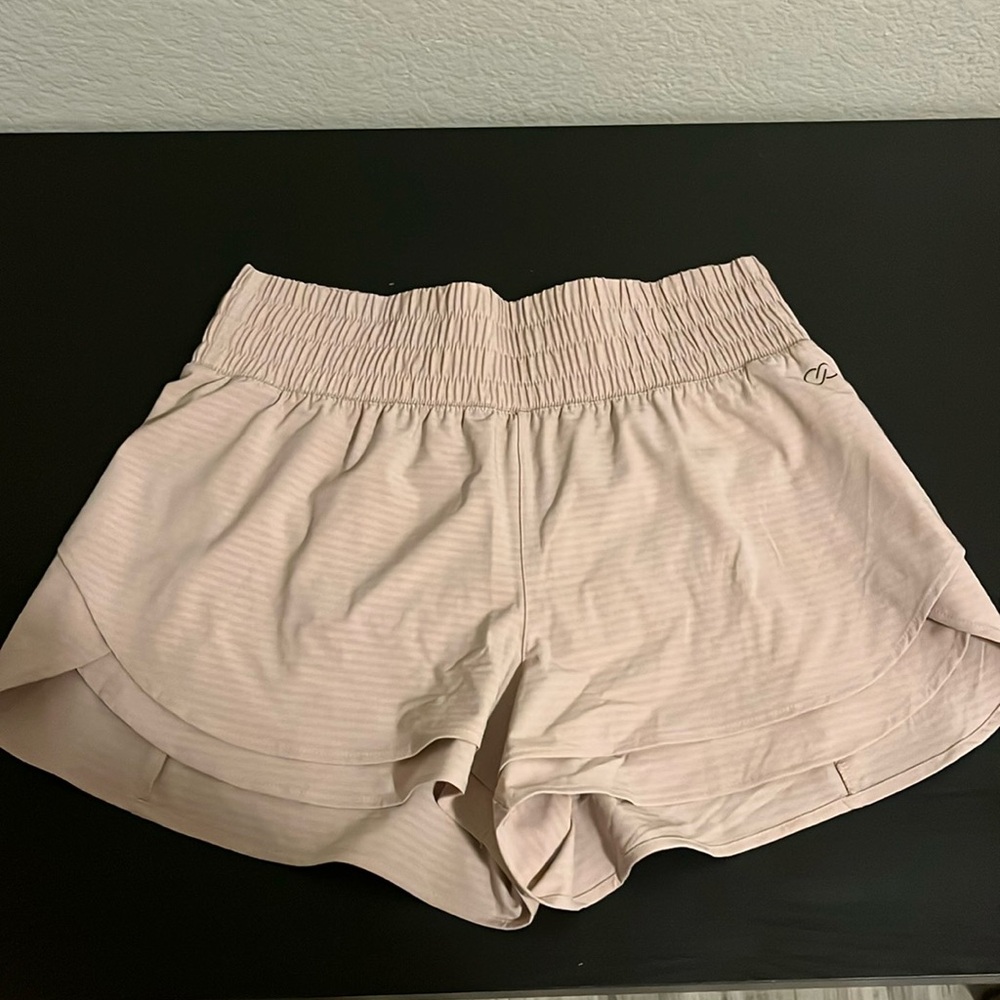 high rise performance shorts